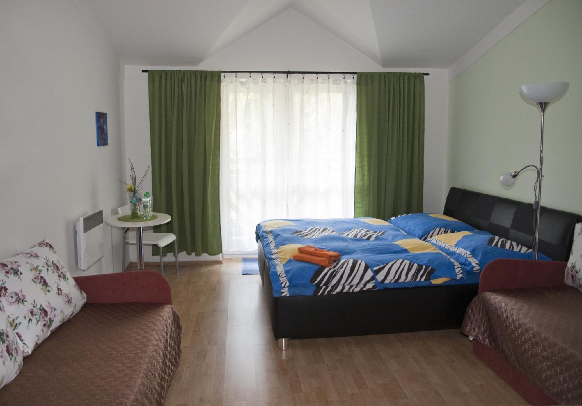 Spiezovec Apartment *